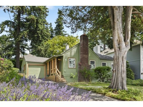 1827 Sw Dewitt St, Portland, OR, 97239 | Card Image