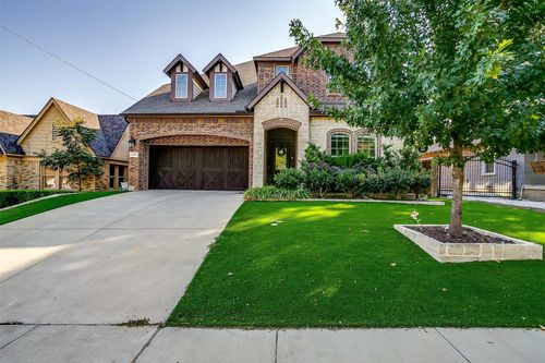 3605 W 5th St, Fort Worth, TX, 76107-2017 | Card Image