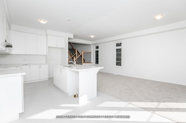 21 Daffodil Rd, House attached with 4 bedrooms, 3 bathrooms and 1 parking in Minesing ON | Image 12