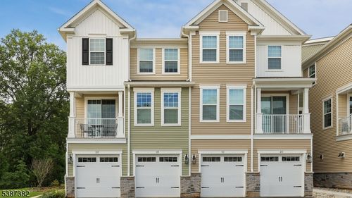 113 Iris Ct, Warren, NJ, 07059-5355 | Card Image