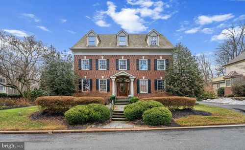 1900 Field Rd, WILMINGTON, DE, 19806-2102 | Card Image