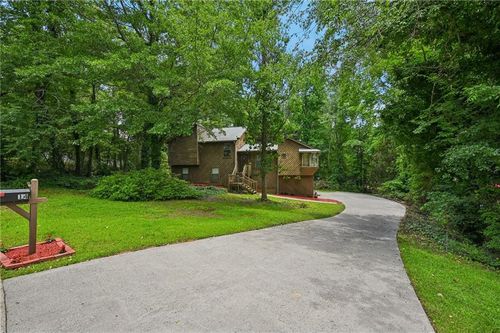 14 Bramblewood Way Sw, Cartersville, GA, 30120-5769 | Card Image