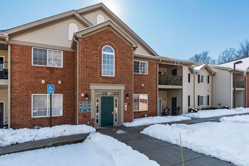 208 Shelbourne Forest Way, Delaware, OH, 43015-7088 | Card Image