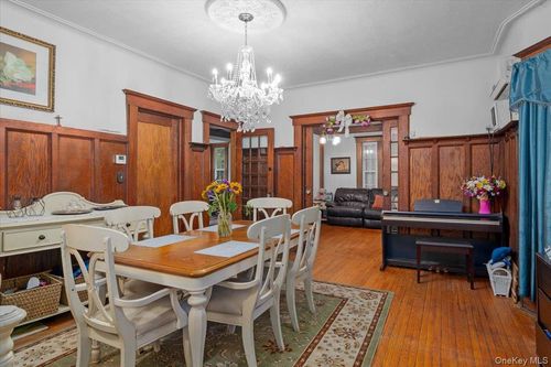 15427 11th Ave, Whitestone, NY, 11357-1916 | Card Image