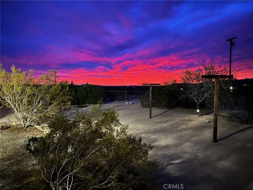 1040 Jackalope Ave, Joshua Tree, CA, 92252 | Card Image