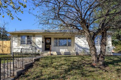 444 N Bellaire Avenue, House other with 3 bedrooms, 2 bathrooms and null parking in Kansas City MO | Image 1