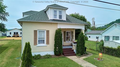 175 5th St, Dunbar, WV, 25064-3225 | Card Image