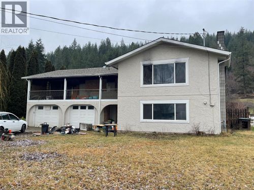 133 West Enderby Road, Enderby, BC, V4Y4C9 | Card Image