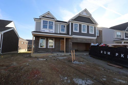 5630 White Pine Ln, Fairfield Twp, OH, 45011-4585 | Card Image