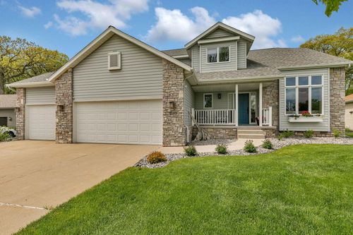 1070 Sunwood Park Ln, Waite Park, MN, 56387-1765 | Card Image