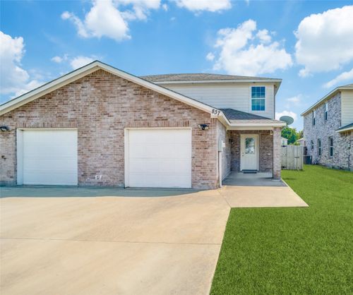 837 E College St, Princeton, TX, 75407-6734 | Card Image