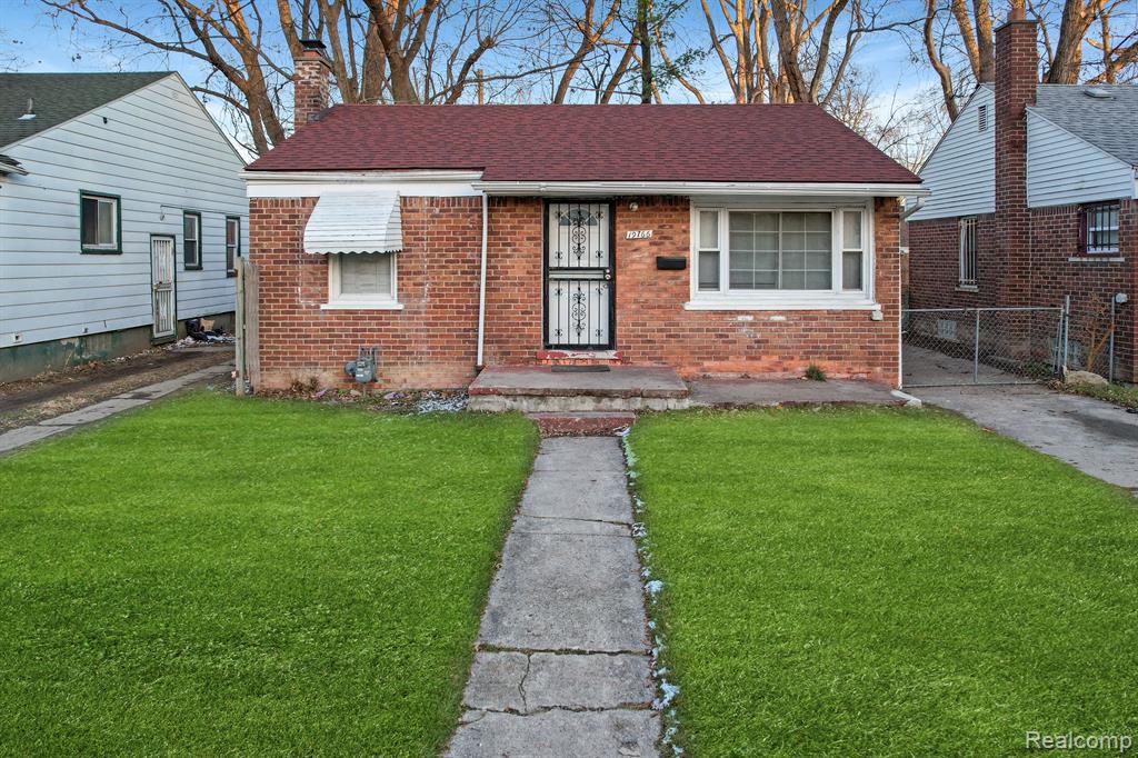 19766 Lahser Road, Sold in Detroit Zoocasa