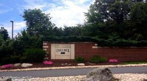 130 Turnberry Ln, Hazle Township, PA, 18202-9594 | Card Image