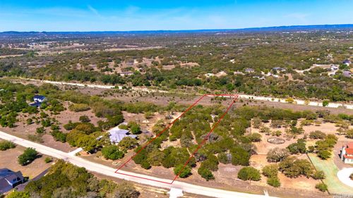 360 Palomino Spgs, Bandera, TX, 78003-3578 | Card Image