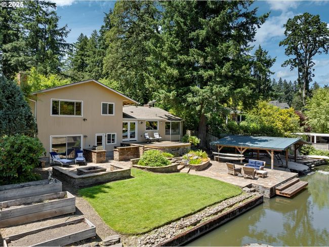 17810 Sarah Hill Ln, House other with 4 bedrooms, 3 bathrooms and 2 parking in Lake Oswego OR | Image 37