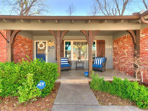 2140 Fremont Dr, Oklahoma City, OK, 73120-3803 | Card Image