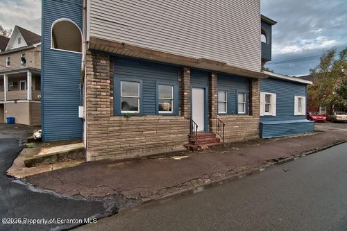 401 S Valley Ave, Olyphant, PA, 18447-2085 | Card Image