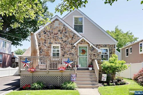 305 Depew St, Dumont, NJ, 07628-1930 | Card Image