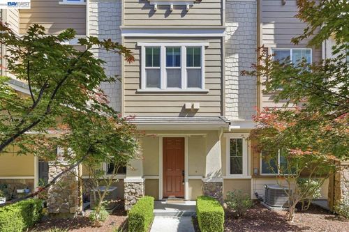 6677 S Mariposa Ln, Dublin, CA, 94568-4232 | Card Image