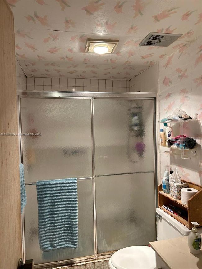 2M - 19943 Ne 5 Th Ct, Condo with 2 bedrooms, 2 bathrooms and null parking in Miami FL | Image 18