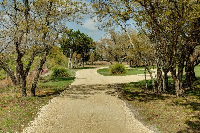 281 Kloster Ln, Home with 3 bedrooms, 2 bathrooms and 20 parking in Blanco TX | Image 8