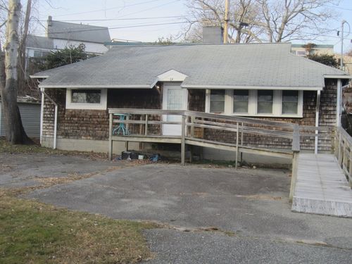 64 Kins Ct, Onset, MA, 02558-1907 | Card Image