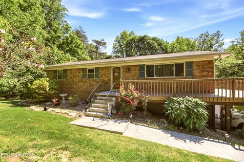 221 Sherwood Rd, Powell, TN, 37849-7005 | Card Image