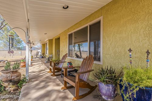 16805 S Maricopa Ave, Benson, AZ, 85602-7320 | Card Image