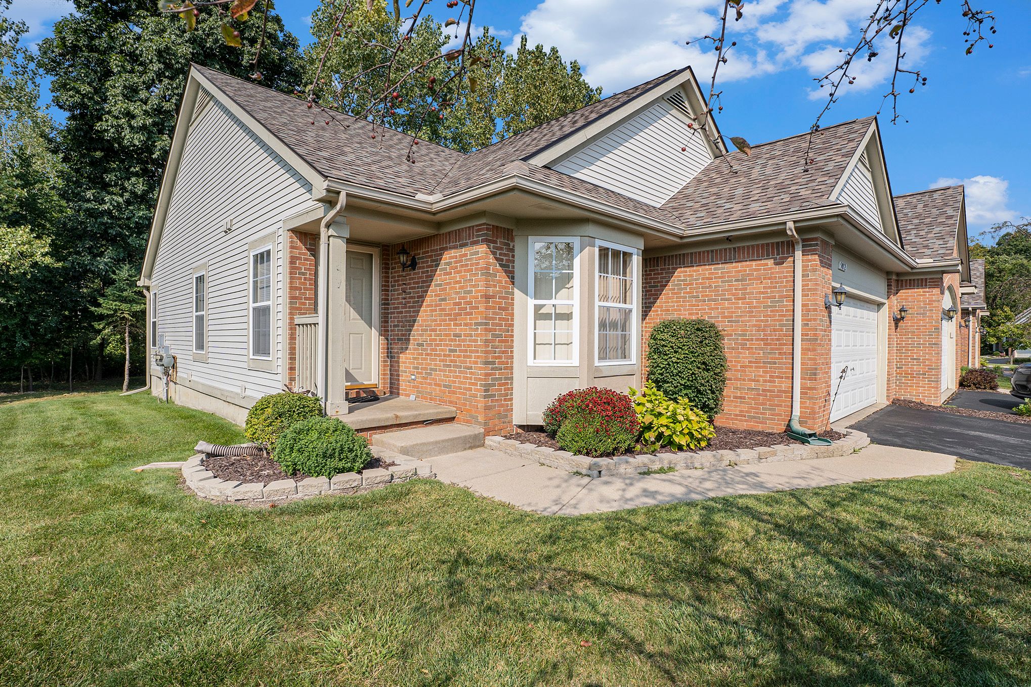 Augusta Ln, Grand Blanc, MI 48439