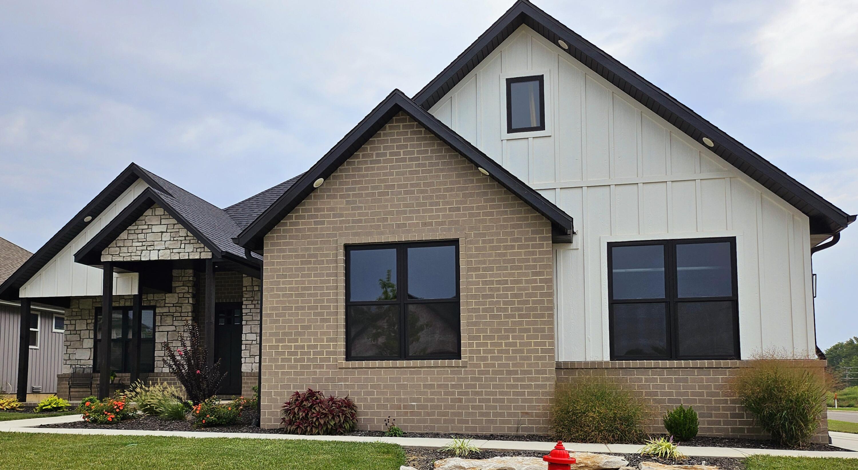 Aaron Ave, Springfield, MO 65810