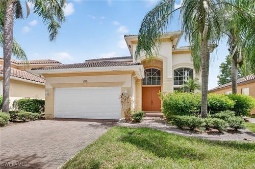 2068 Par Dr, NAPLES, FL, 34120-0515 | Card Image