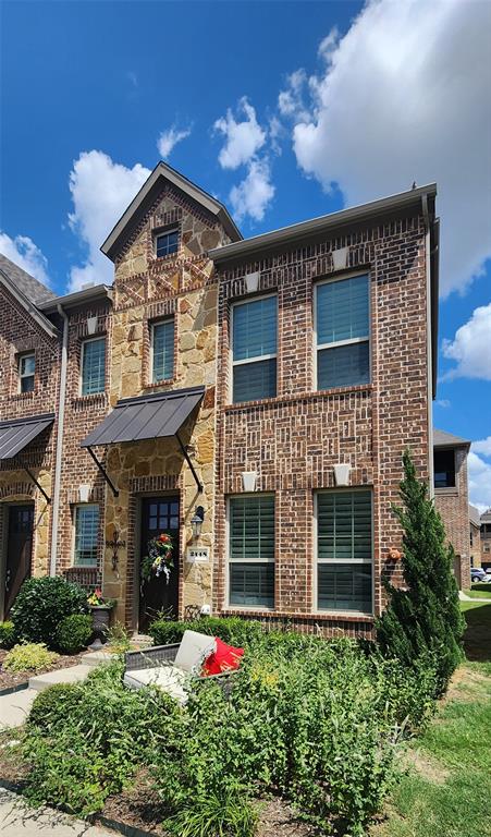 Magalia Ln, Lewisville, TX 75056