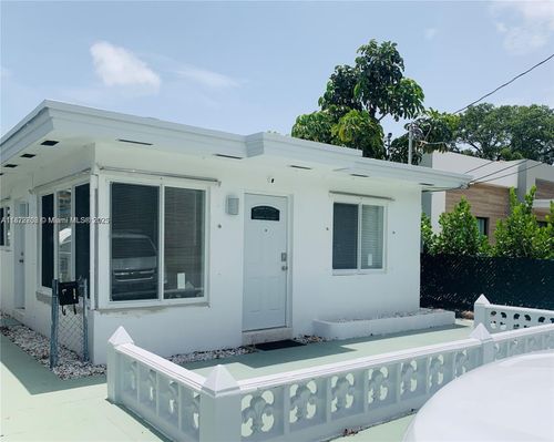 116 Se 9th Ct, Hallandale Beach, FL, 33009-7145 | Card Image