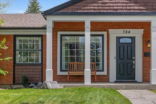 784 Acadia Dr Se, Calgary, AB, T2J0C5 | Card Image