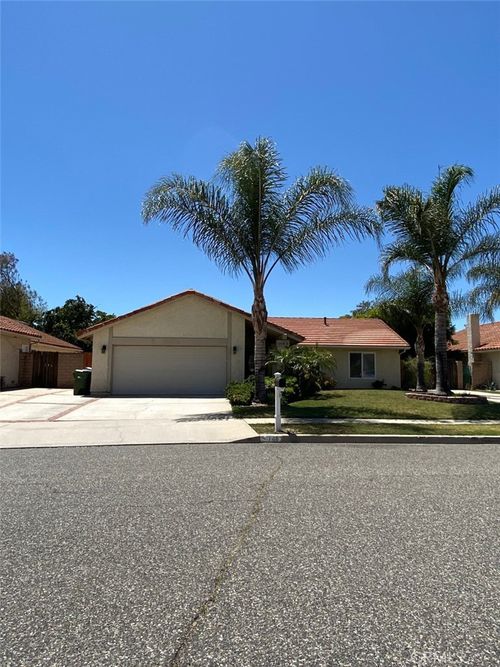 1483 Willowbrook Ln, Simi Valley, CA, 93065-3342 | Card Image