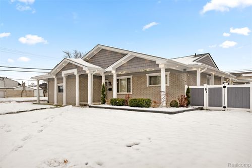 26611 Cecile St, Dearborn Heights, MI, 48127-3329 | Card Image