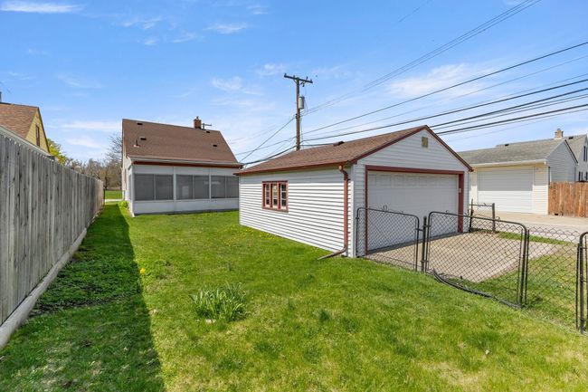 29 Washington St, House other with 3 bedrooms, 1 bathrooms and null parking in Trenton MI | Image 36