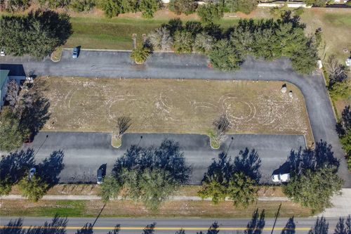 2-2 Lake Center Dr, MOUNT DORA, FL, 32757 | Card Image