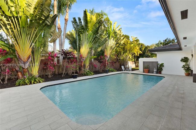 13505 Sw 83 Rd Ct, House other with 4 bedrooms, 4 bathrooms and null parking in Pinecrest FL | Image 54