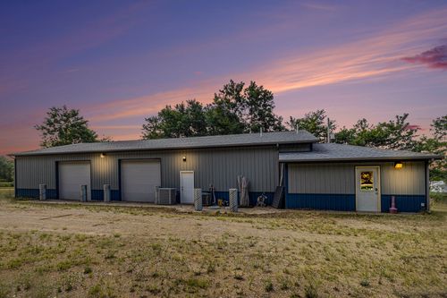 2569 111th Ave, Allegan, MI, 49010-9022 | Card Image