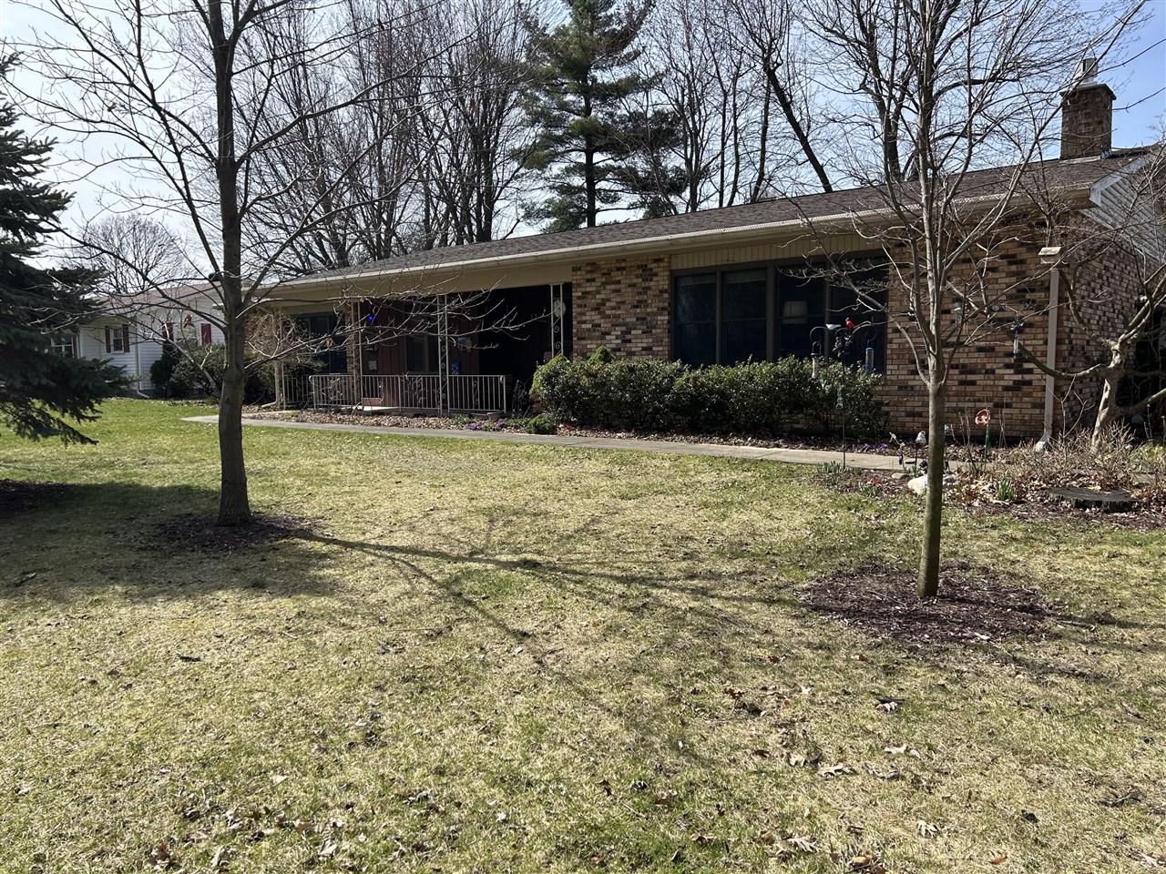 Cedar St, Sturgis, MI 49091
