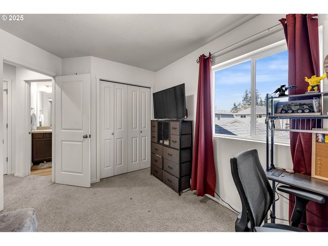 Bedroom-Upper | Image 27