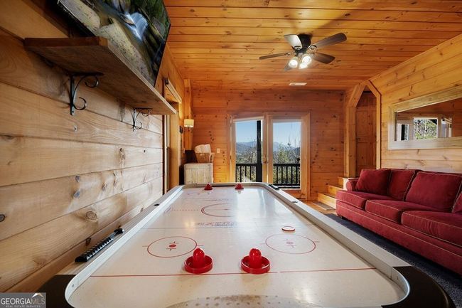 367 Laurel Mountain Rd, House other with 4 bedrooms, 3 bathrooms and null parking in Blue Ridge GA | Image 40
