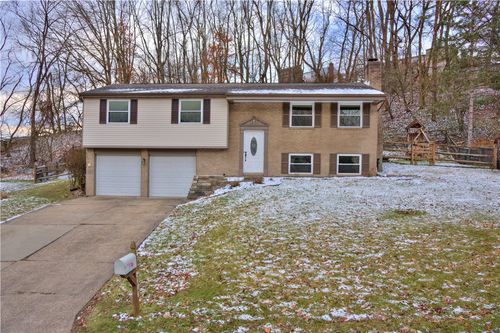 8476 Coventry Drive, McCandless, PA, 15101 | Card Image