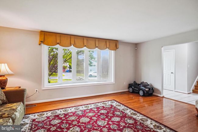18704 Bloomfield Rd, House other with 4 bedrooms, 3 bathrooms and null parking in OLNEY MD | Image 9