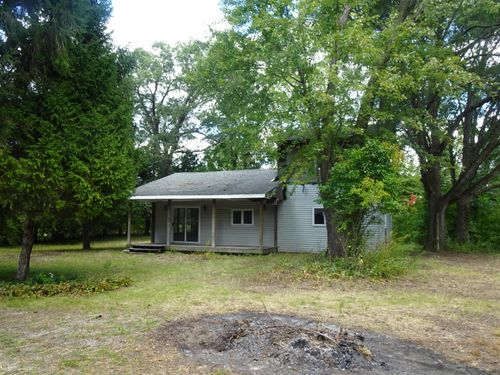 6412 N 300 W, Winamac, IN, 46996 | Card Image