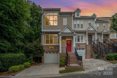 7103 Founders Club Ct, Charlotte, NC, 28269-6250 | Card Image