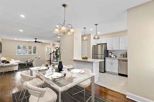 29 Parkview Ter, Bayonne, NJ, 07002-1708 | Card Image