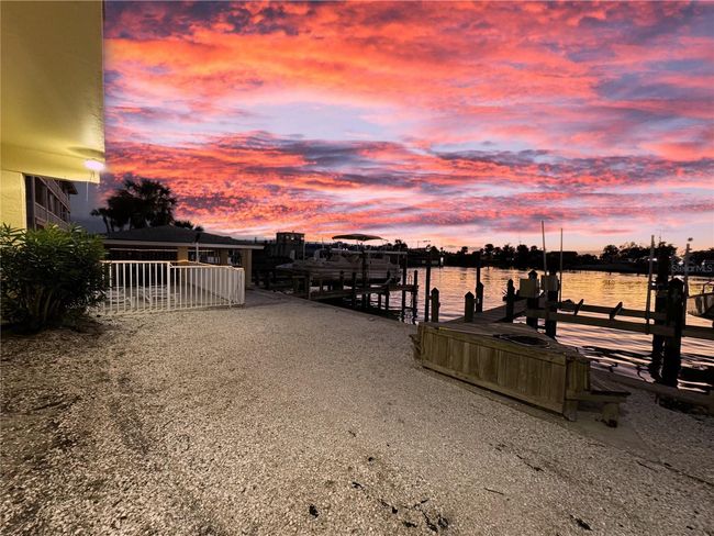 APT-10 - 109 Bayshore Rd, Condo with 2 bedrooms, 2 bathrooms and null parking in Nokomis FL | Image 51