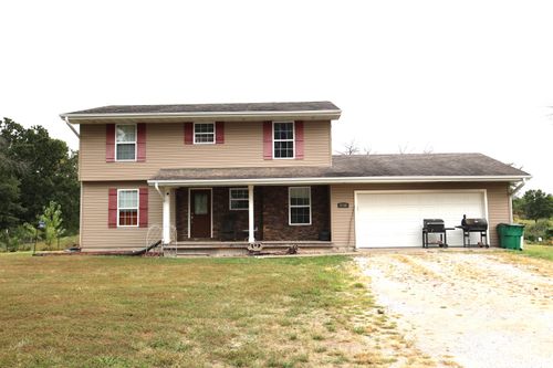 9700 E Ball Rd, CENTRALIA, MO, 65240-3425 | Card Image